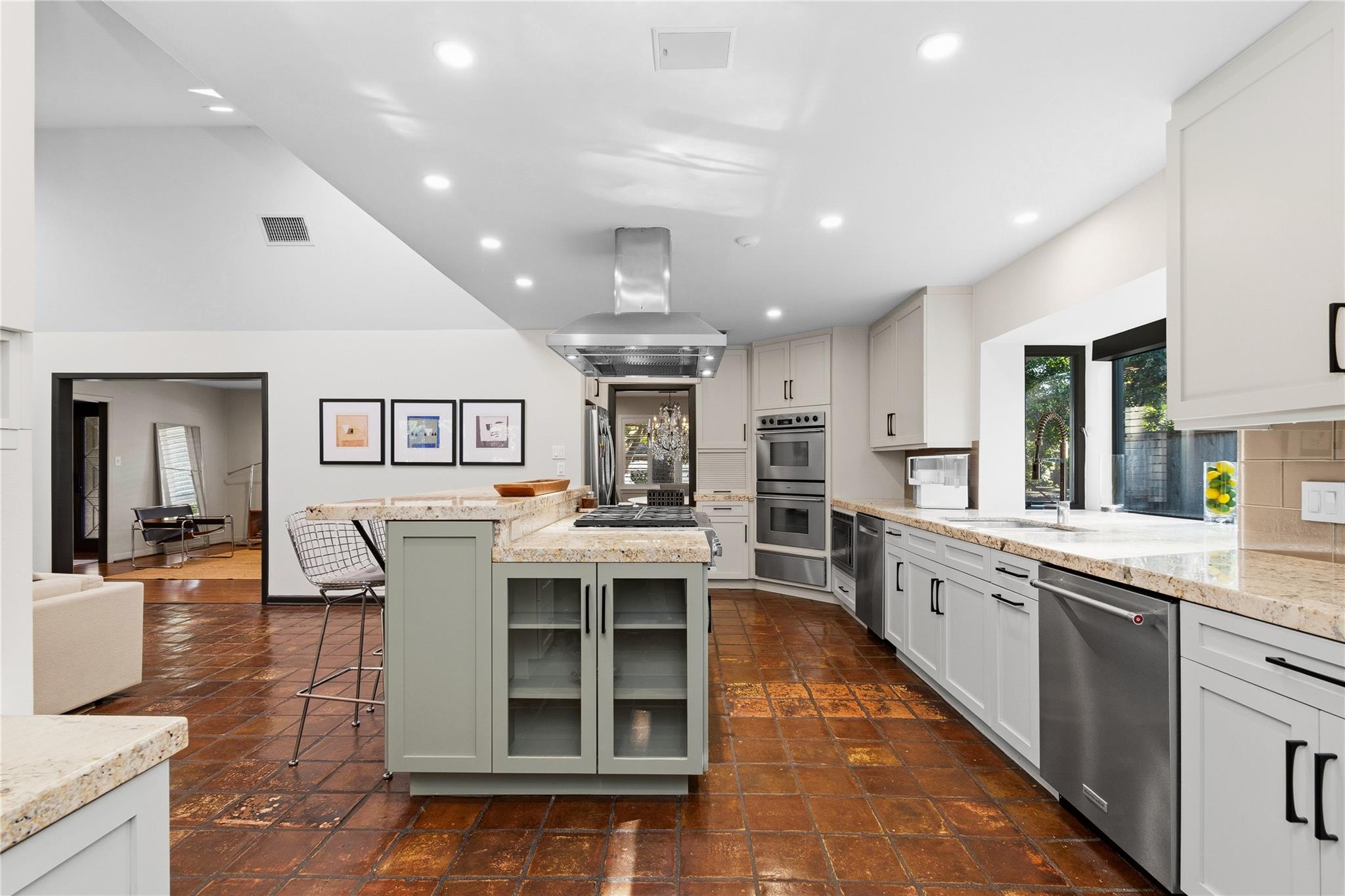 4614 Shetland Lane