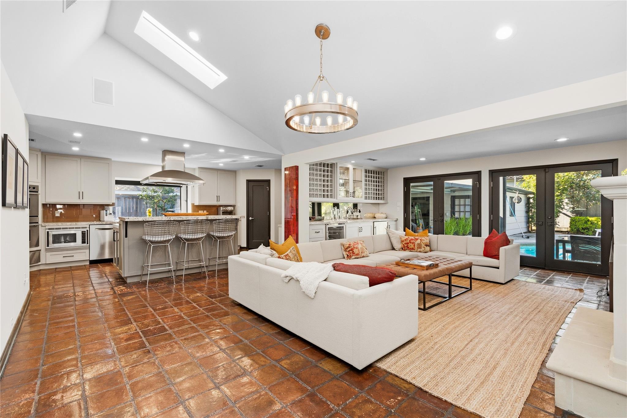 4614 Shetland Lane