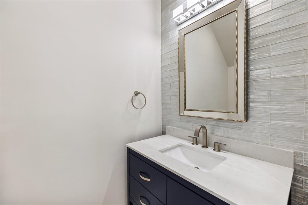 1726 Locksford Street