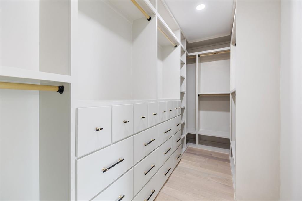 1726 Locksford Street