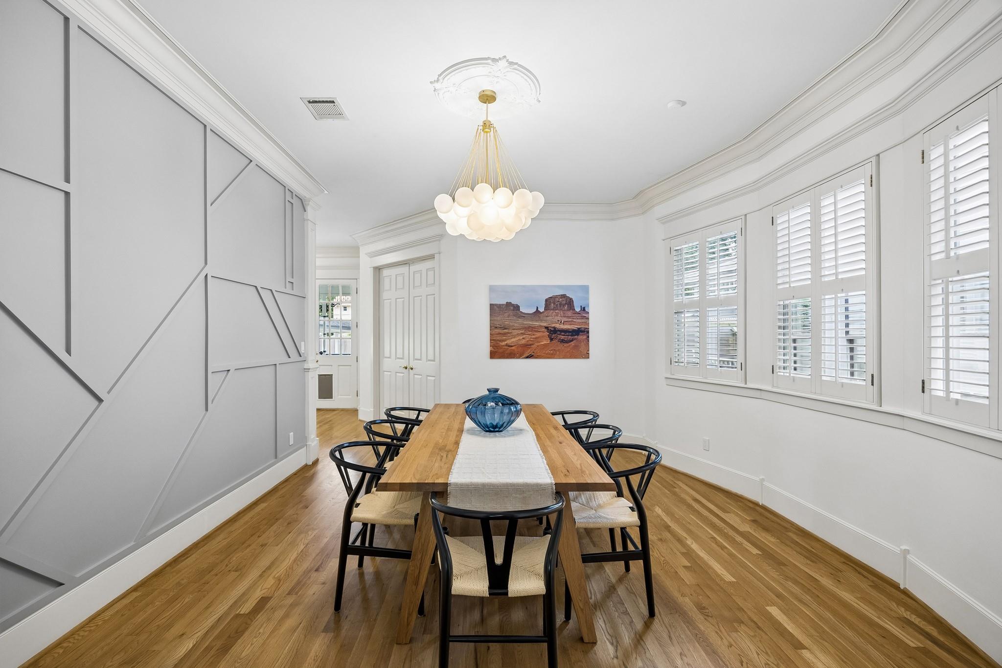 235 W 22nd Street