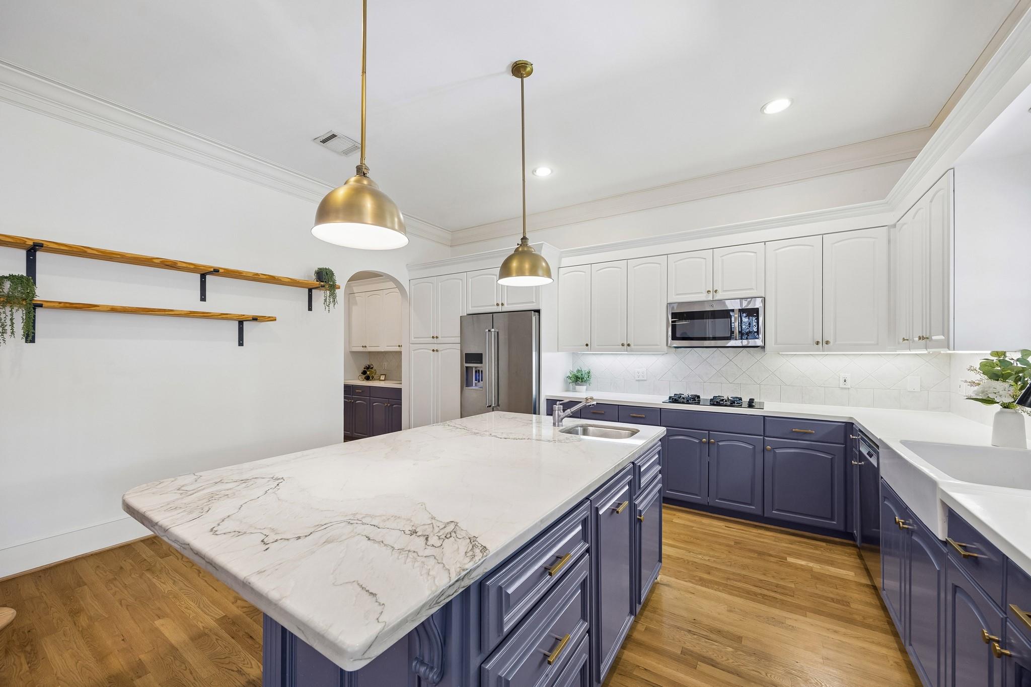 235 W 22nd Street