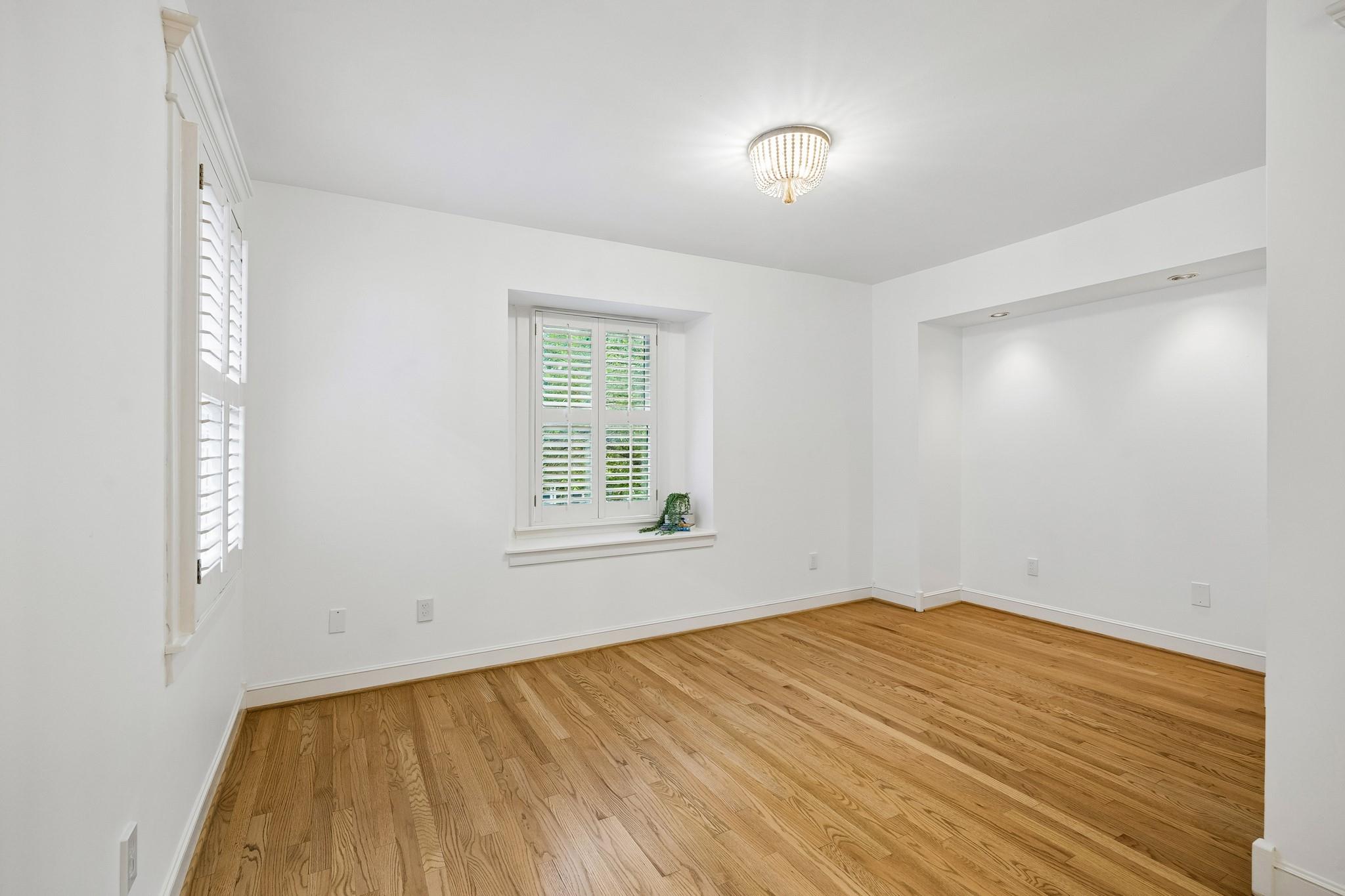 235 W 22nd Street