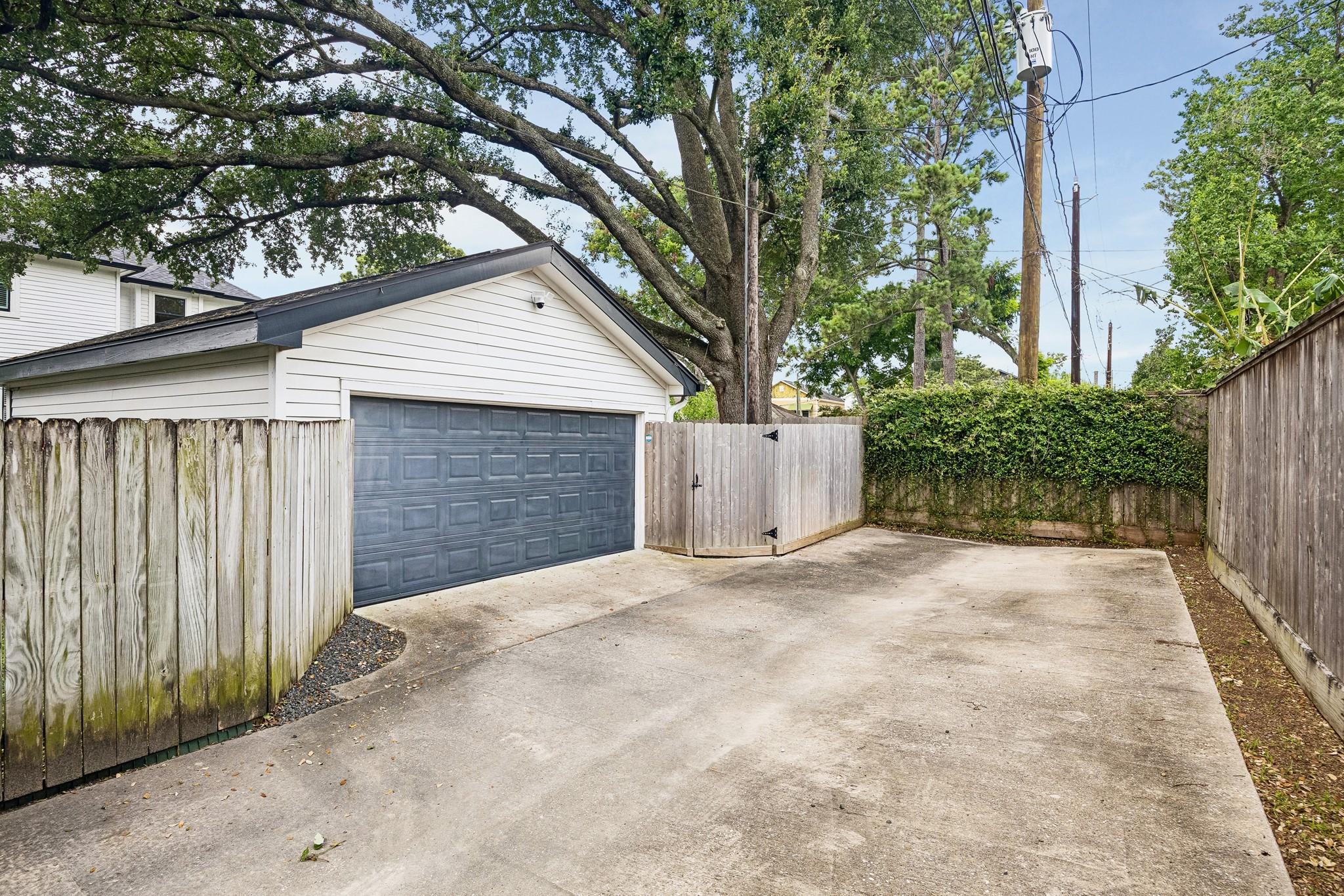 235 W 22nd Street