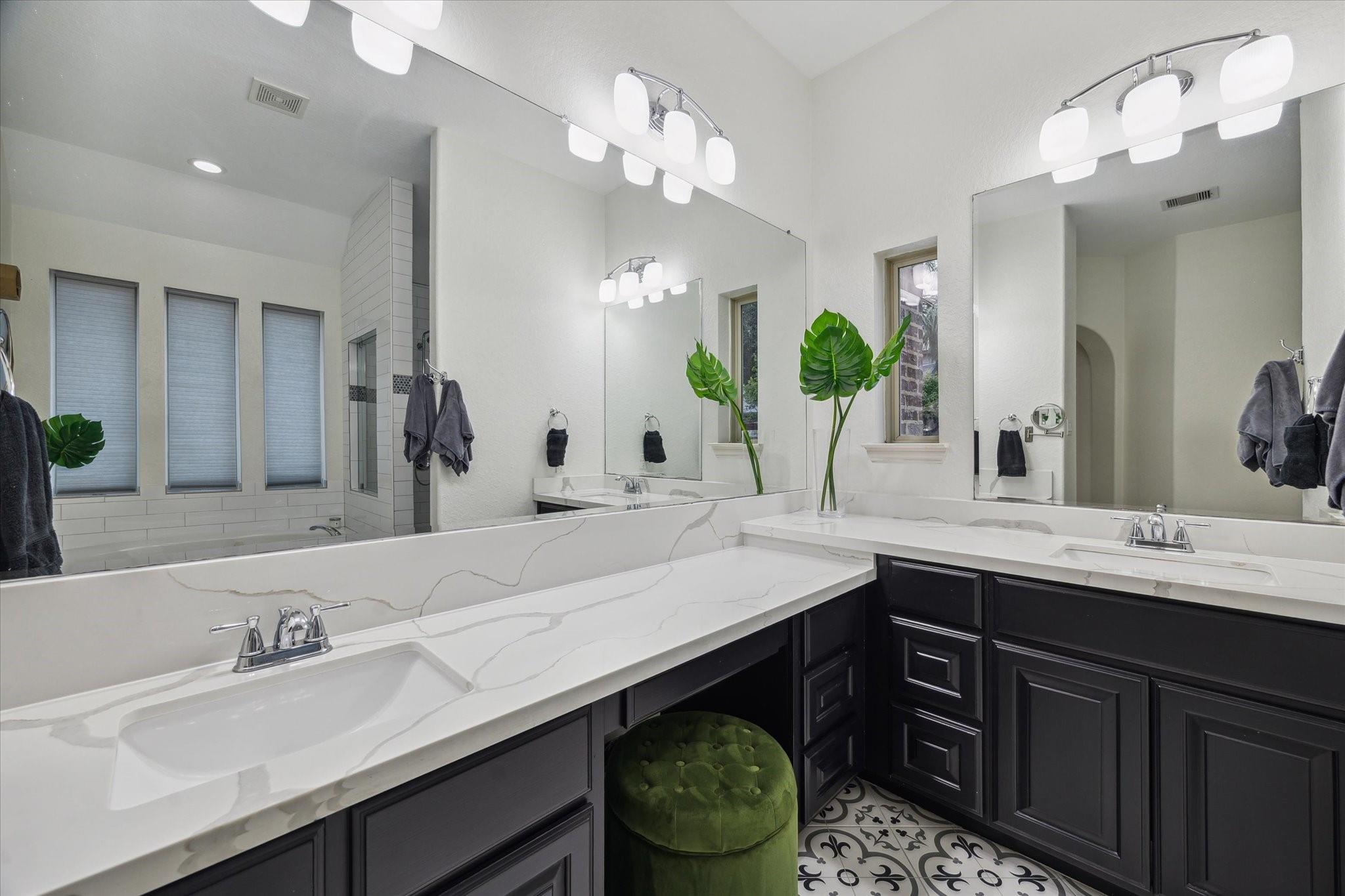 26 Mohawk Path Place