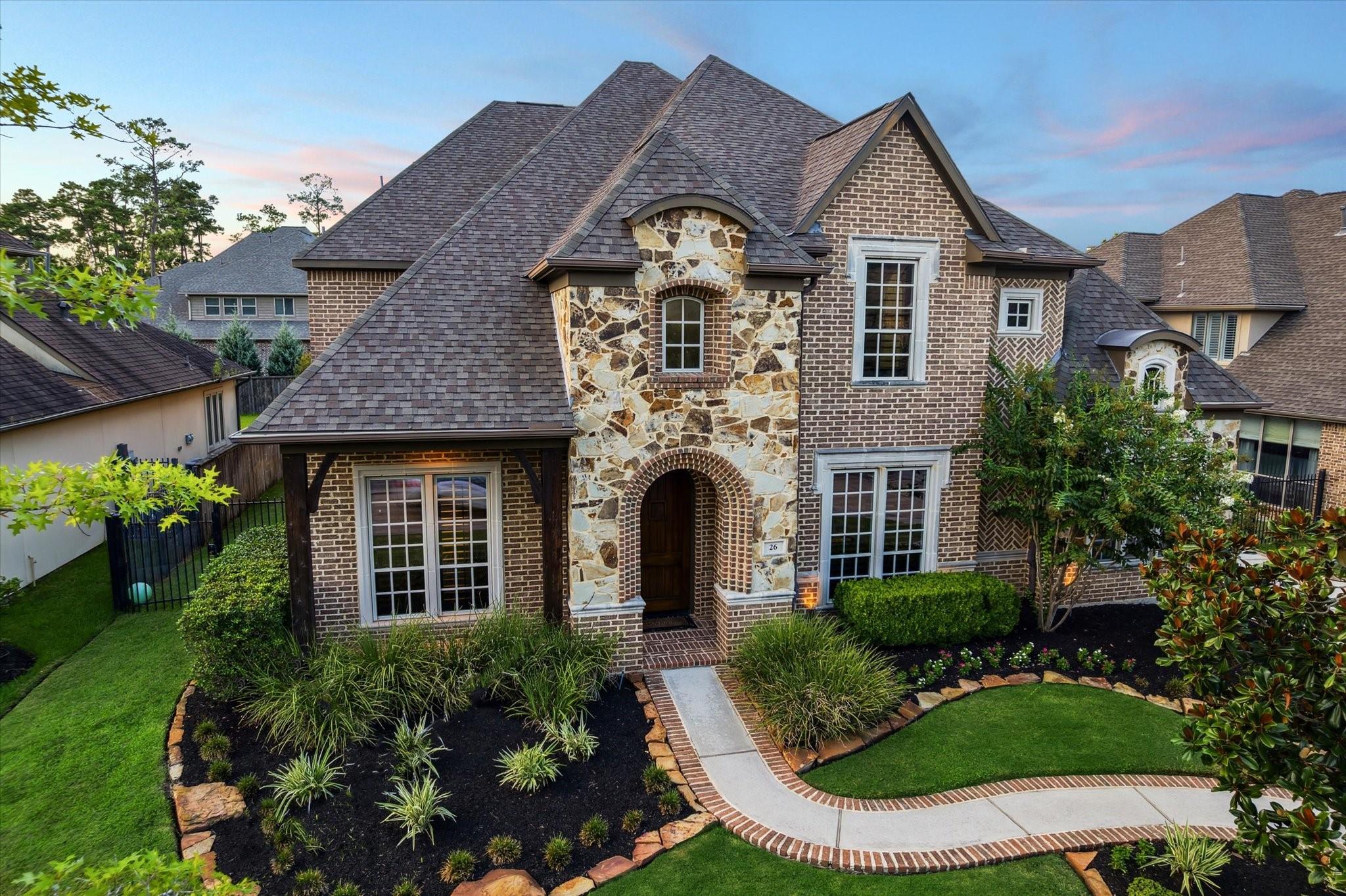 26 Mohawk Path Place