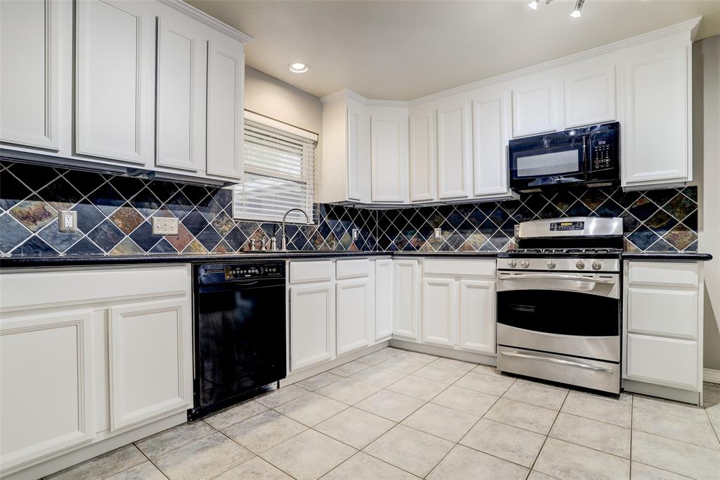 2202 Gardenia Drive