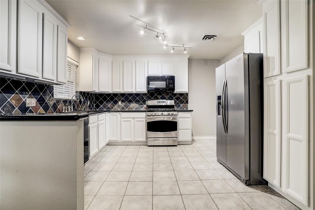 2202 Gardenia Drive