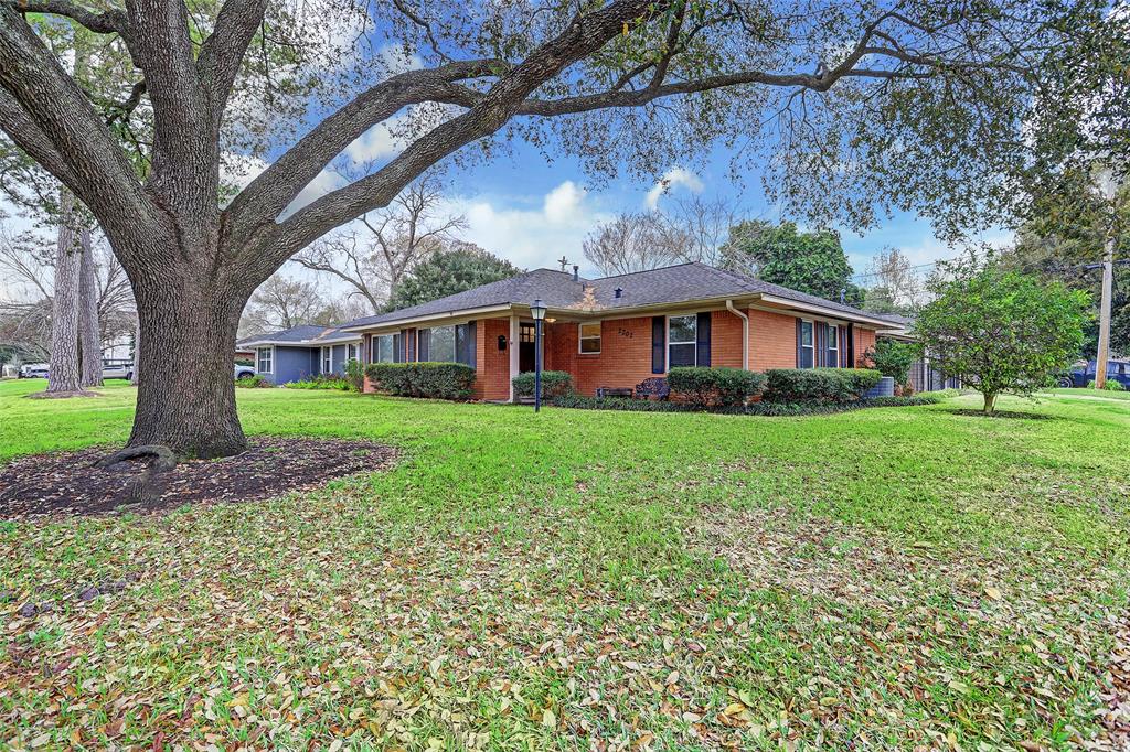 2202 Gardenia Drive
