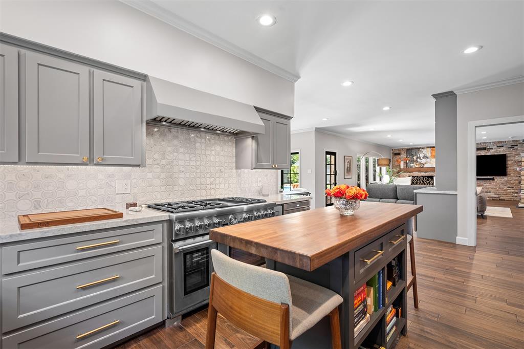 12403 Cobblestone Drive