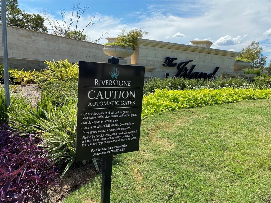 31 Riverstone Island Drive