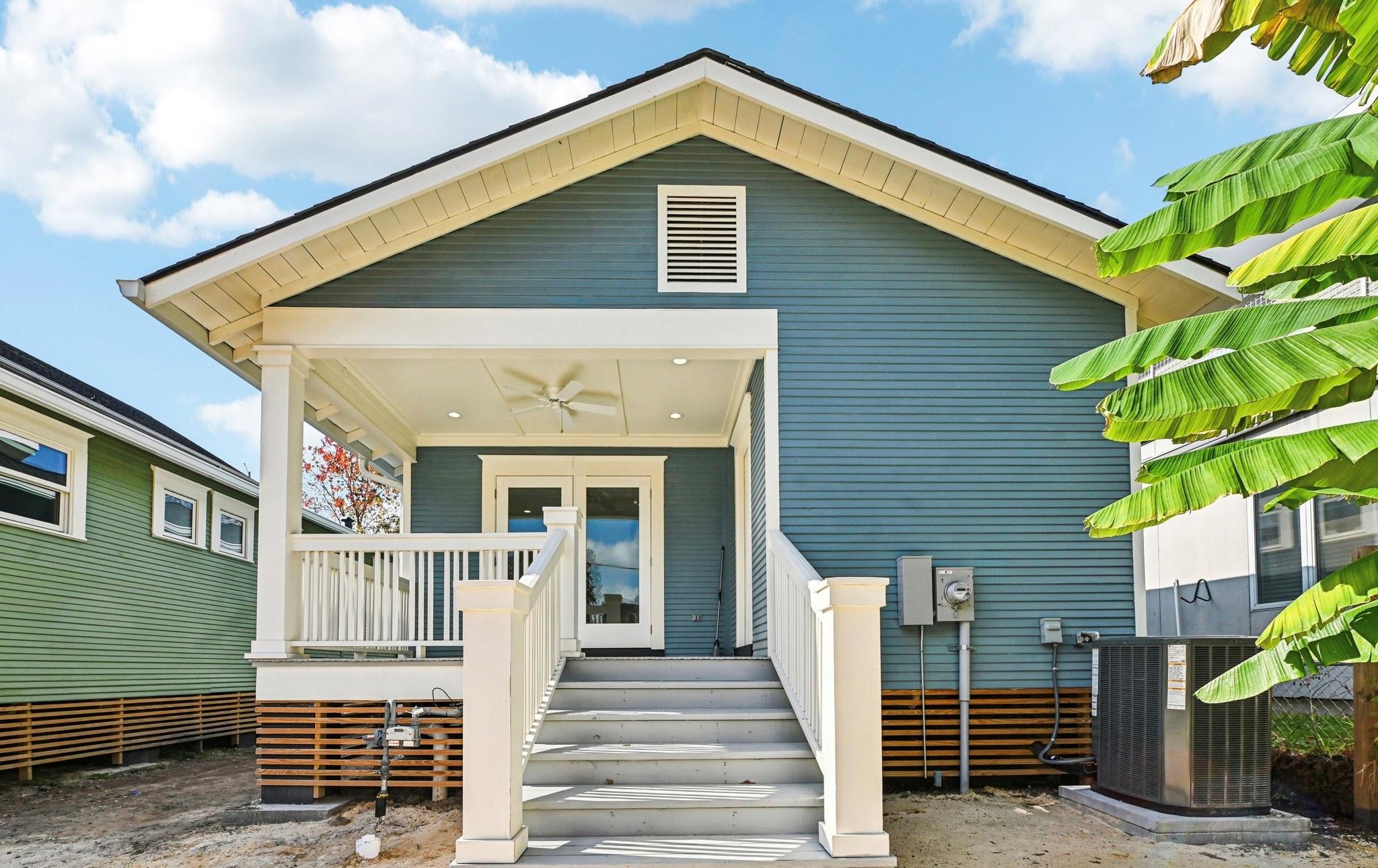1224 Waverly Street