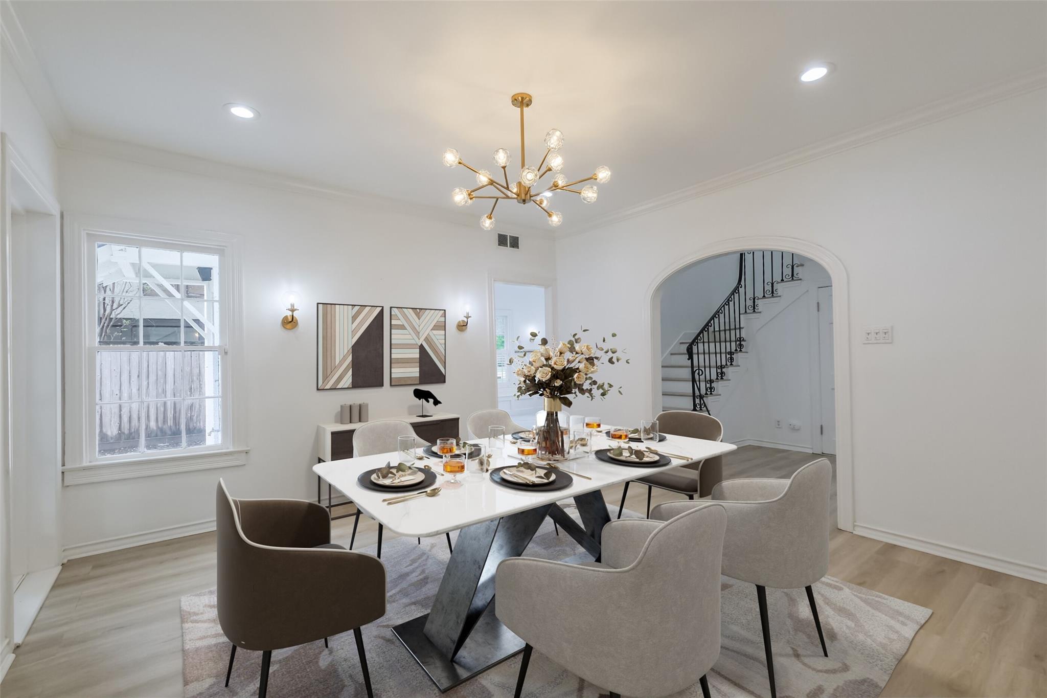 2201 Maroneal Street