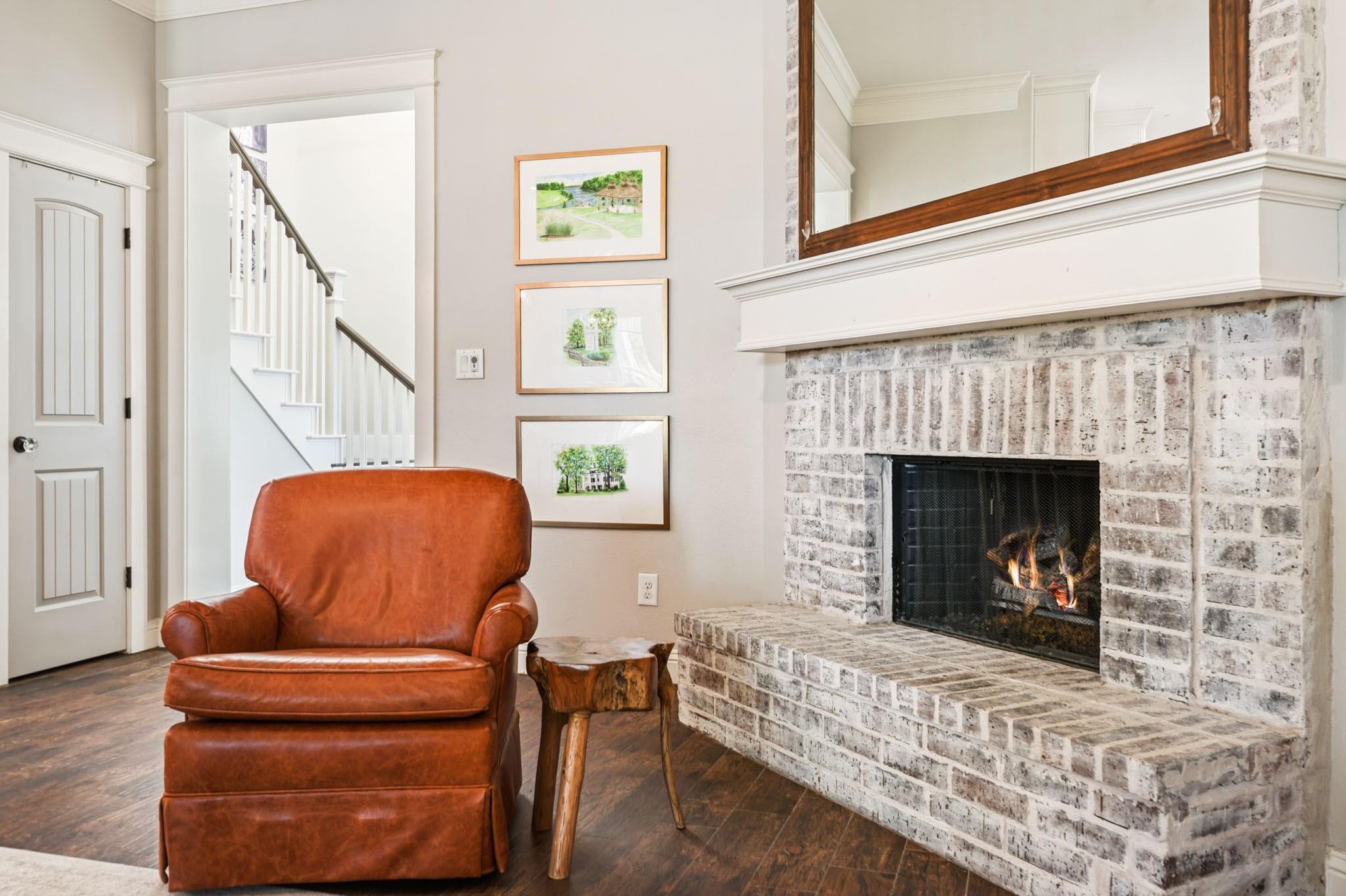 3 Misty Crest Dr