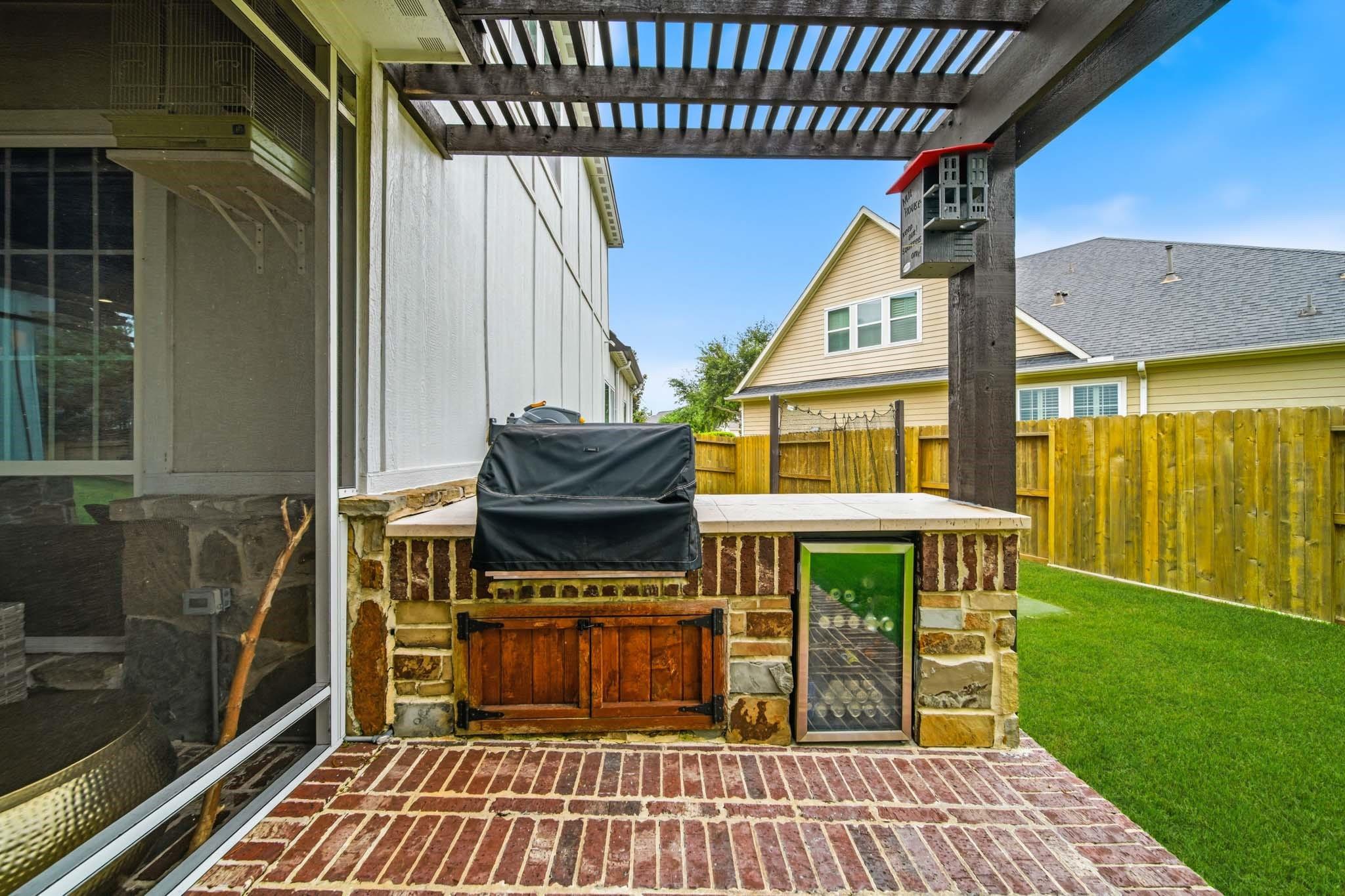 3 Misty Crest Dr
