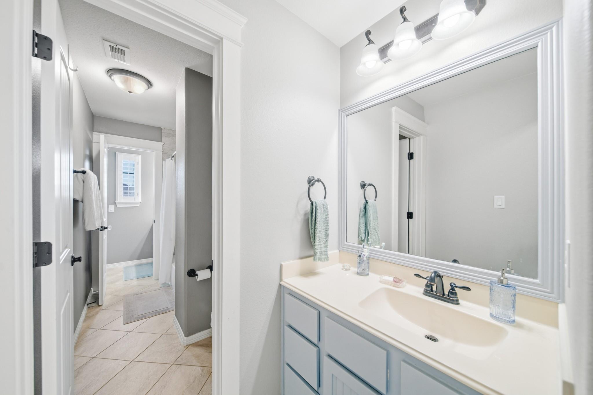 3 Misty Crest Dr