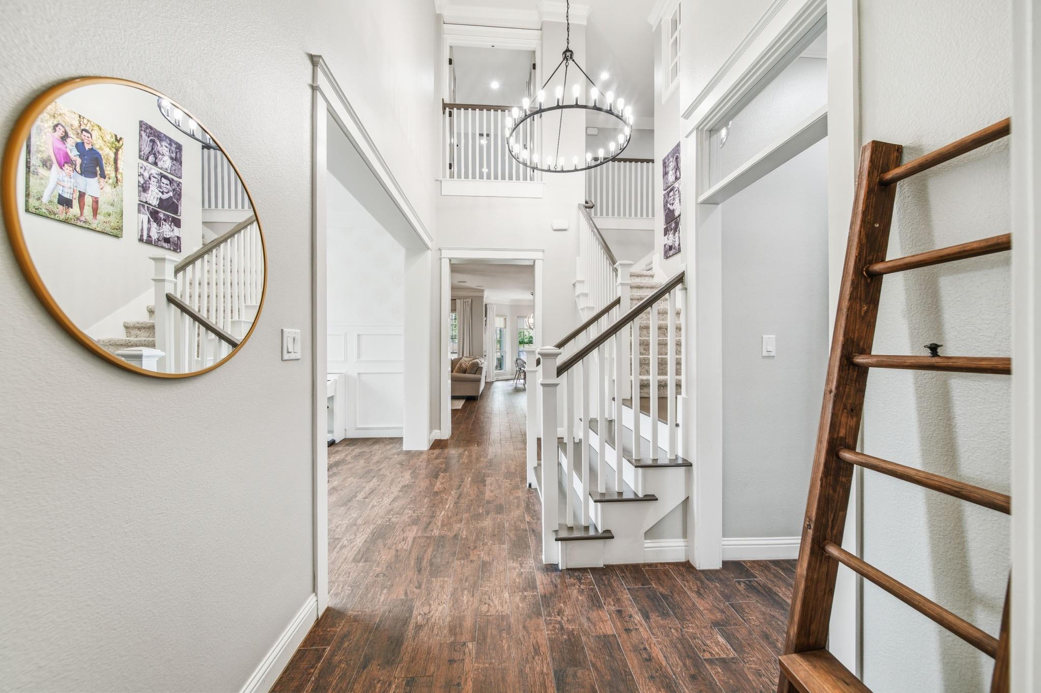 3 Misty Crest Dr