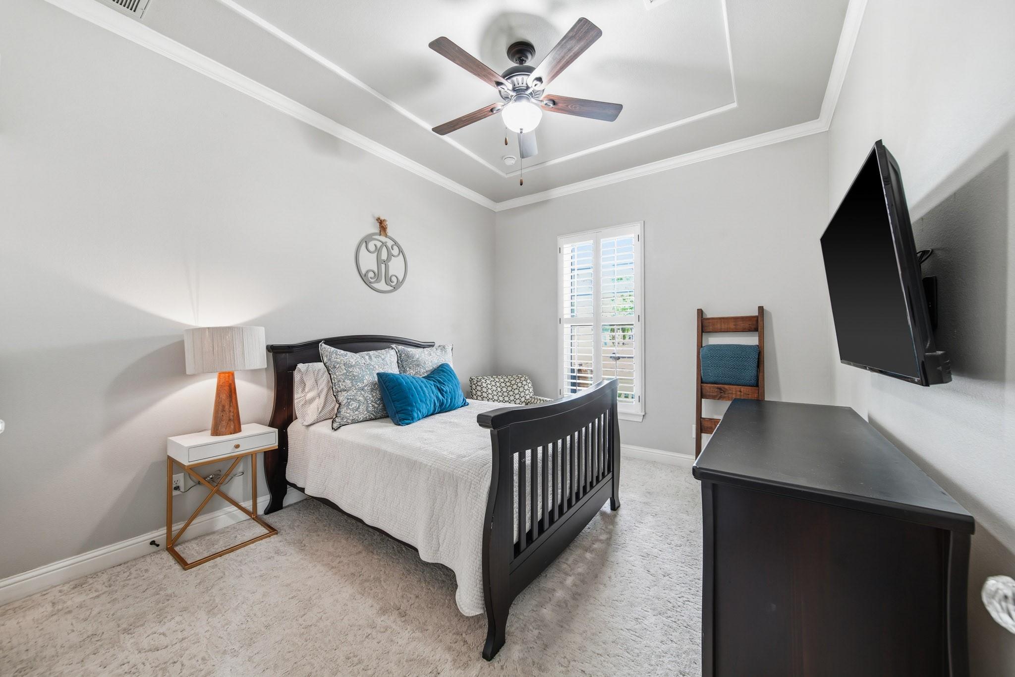 3 Misty Crest Dr