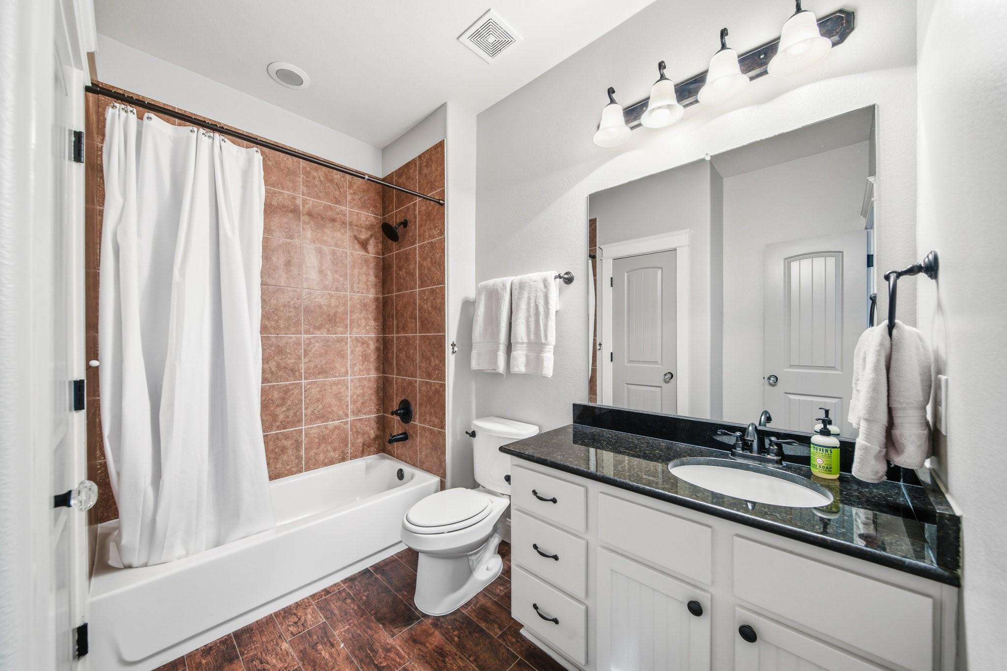 3 Misty Crest Dr