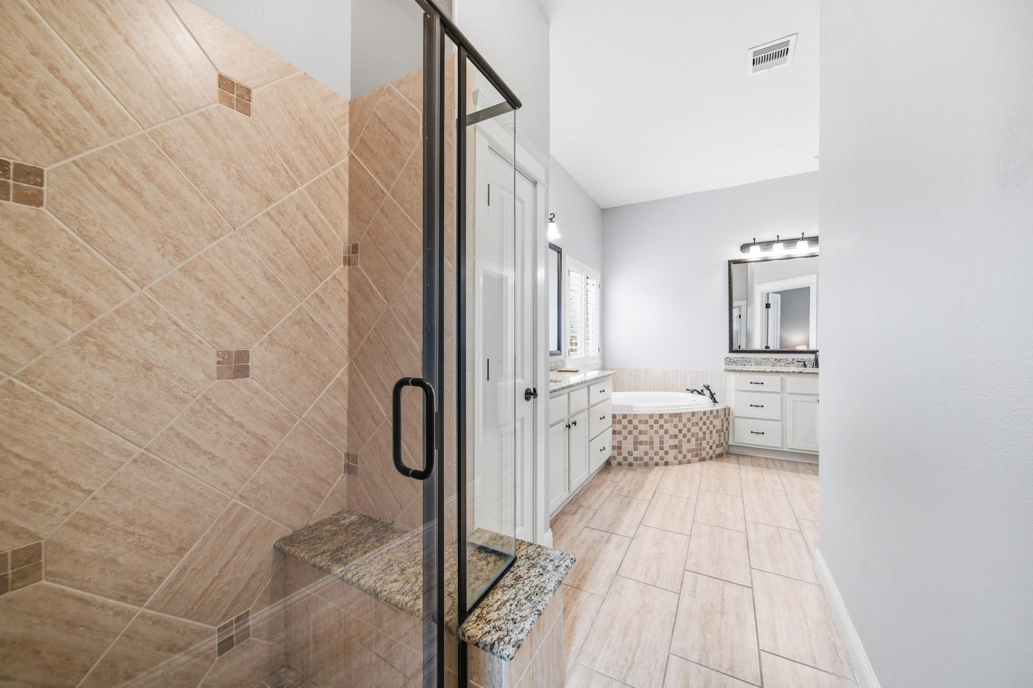 3 Misty Crest Dr