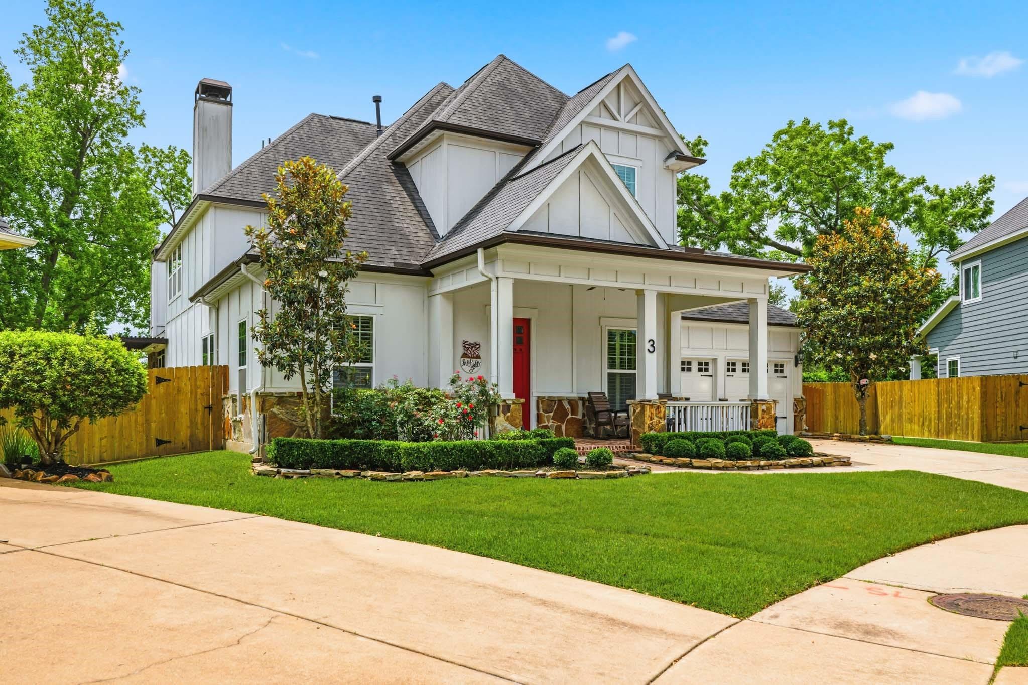 3 Misty Crest Dr
