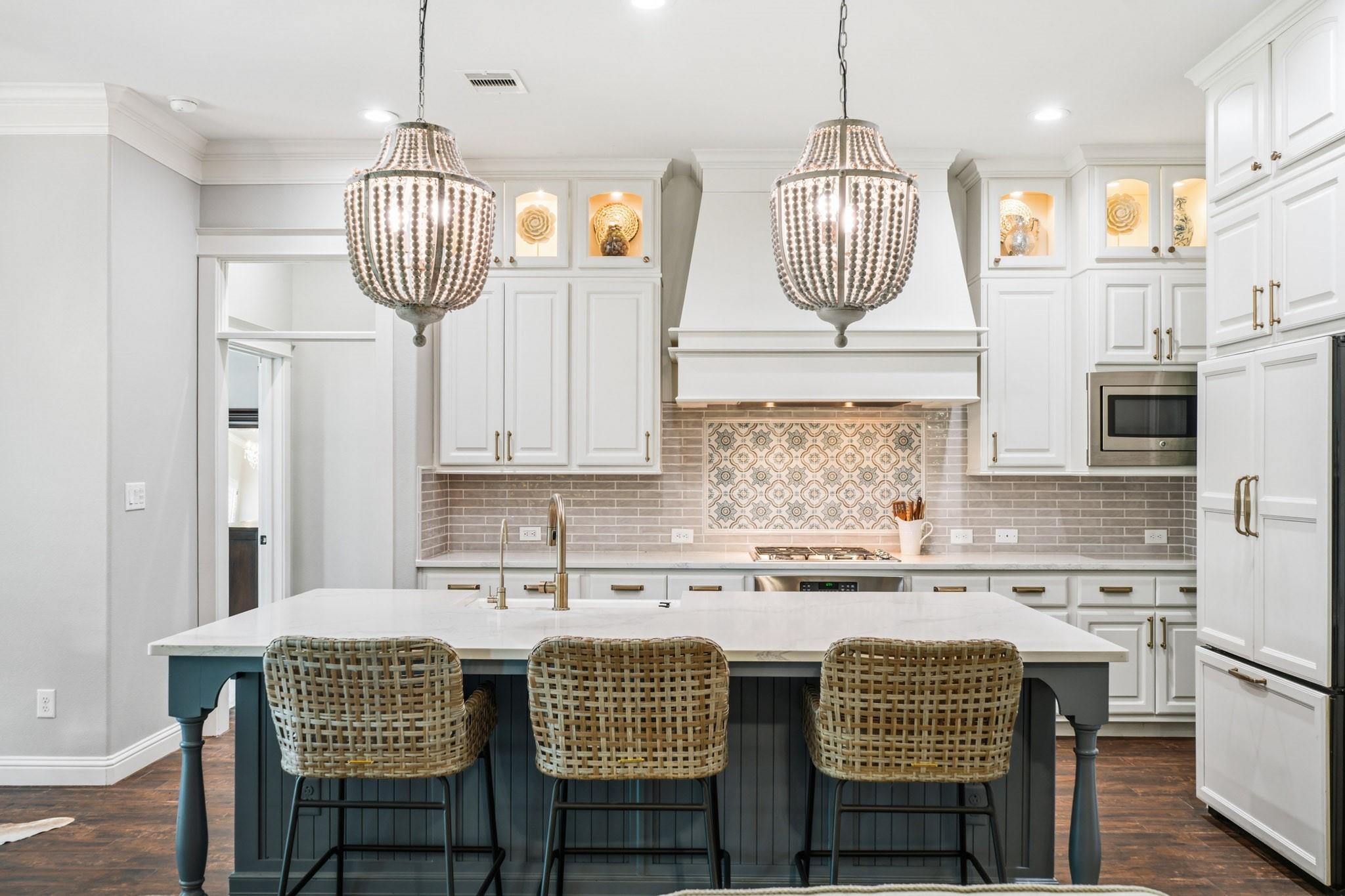 3 Misty Crest Dr