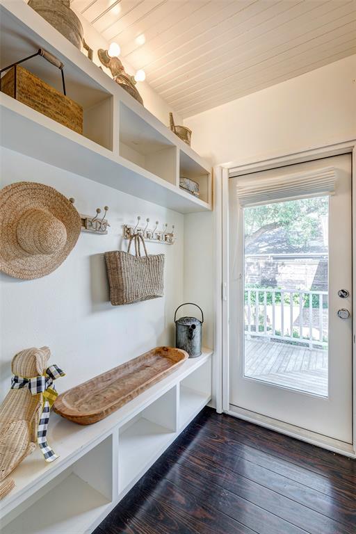 319 W 15th Street