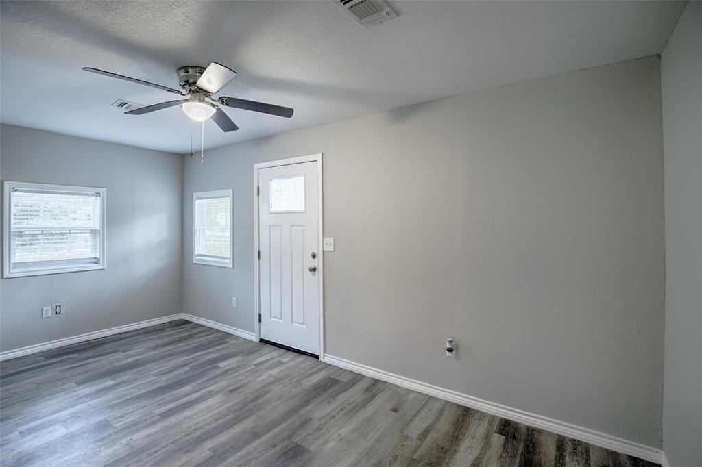 22285 Warwick Glen Drive