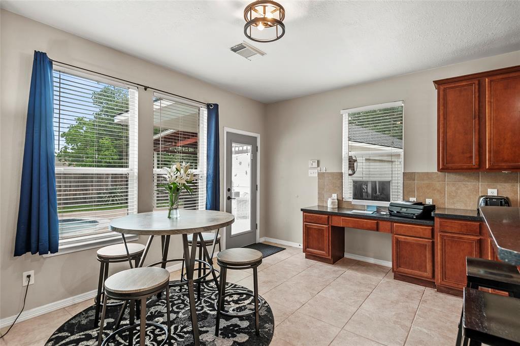 25111 Giltspur Way