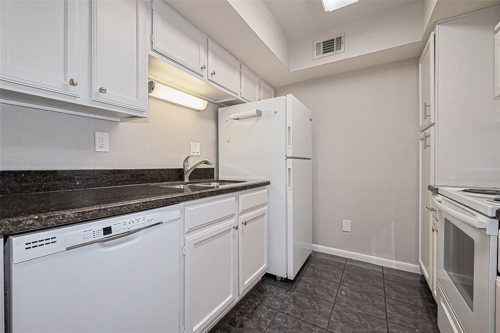 4200 Watson Street # 303