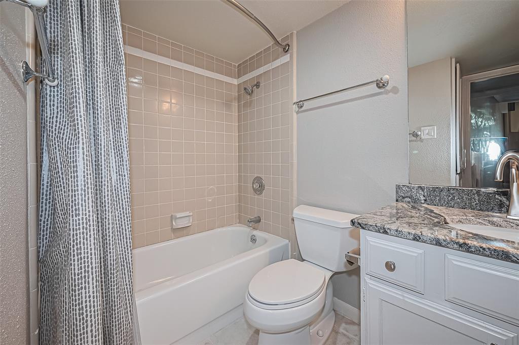 4200 Watson Street # 303