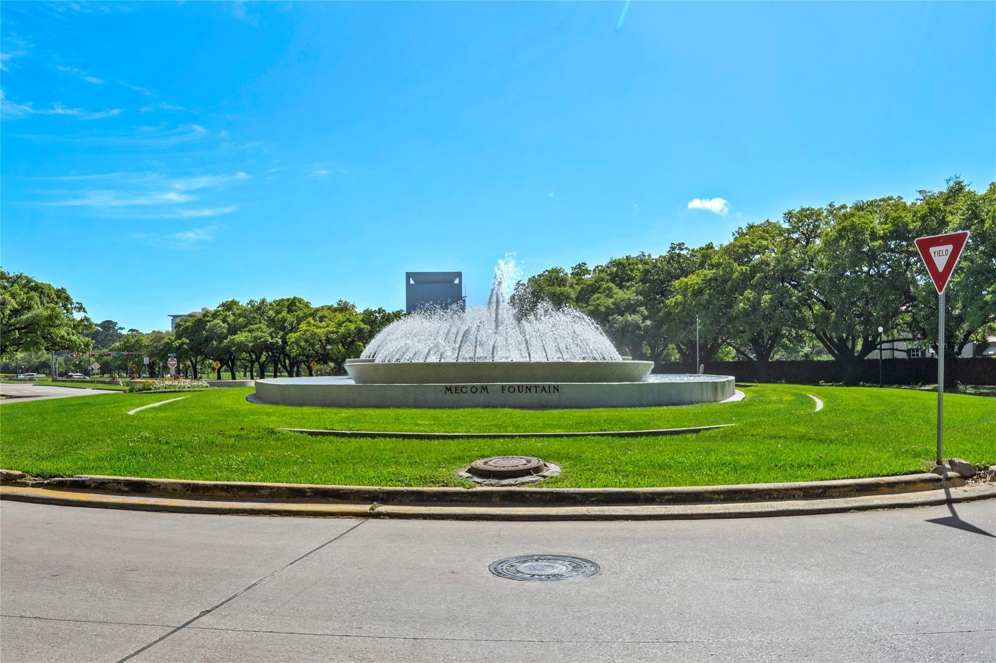 1111 Hermann Drive # 28D