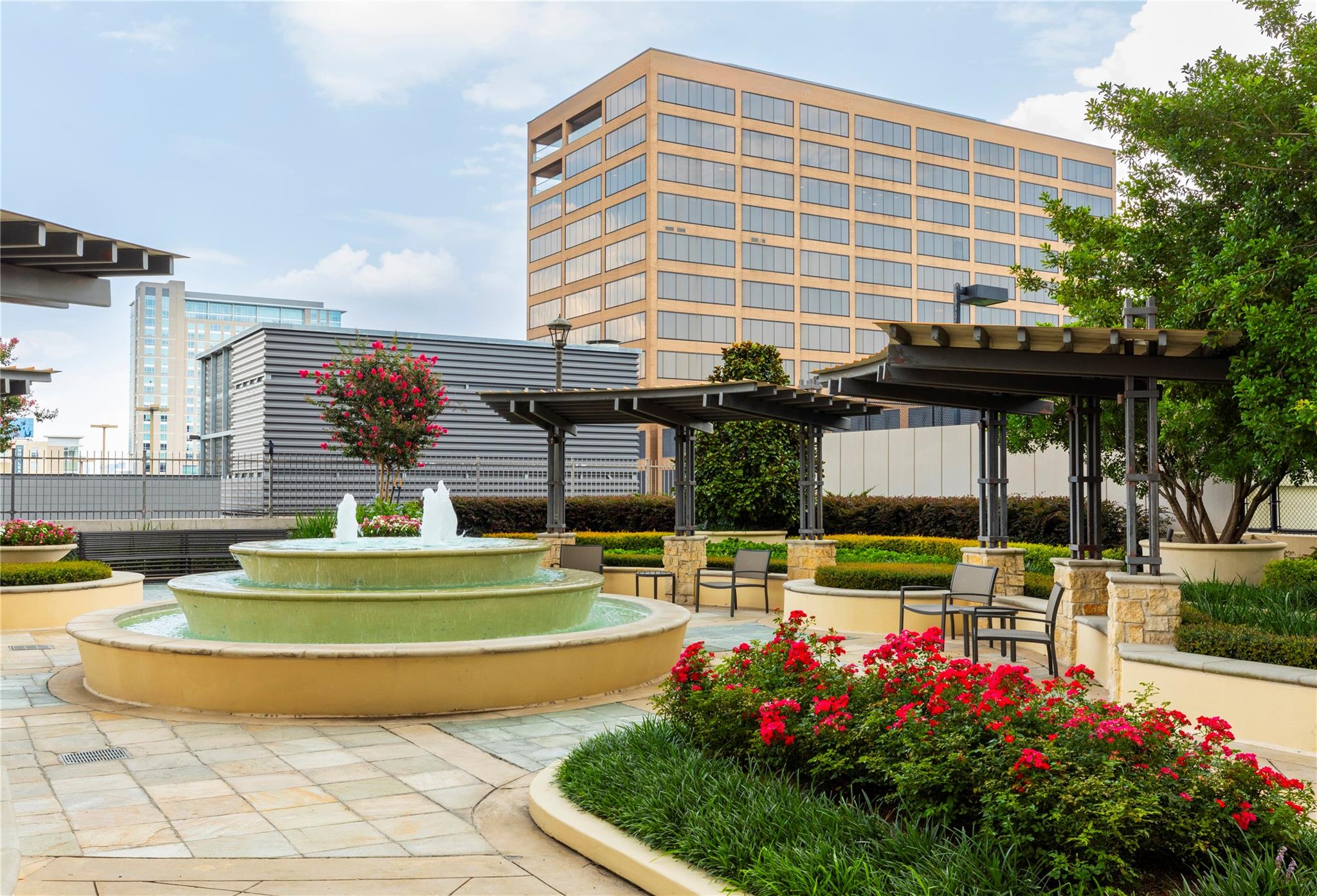 1111 Hermann Drive # 28D