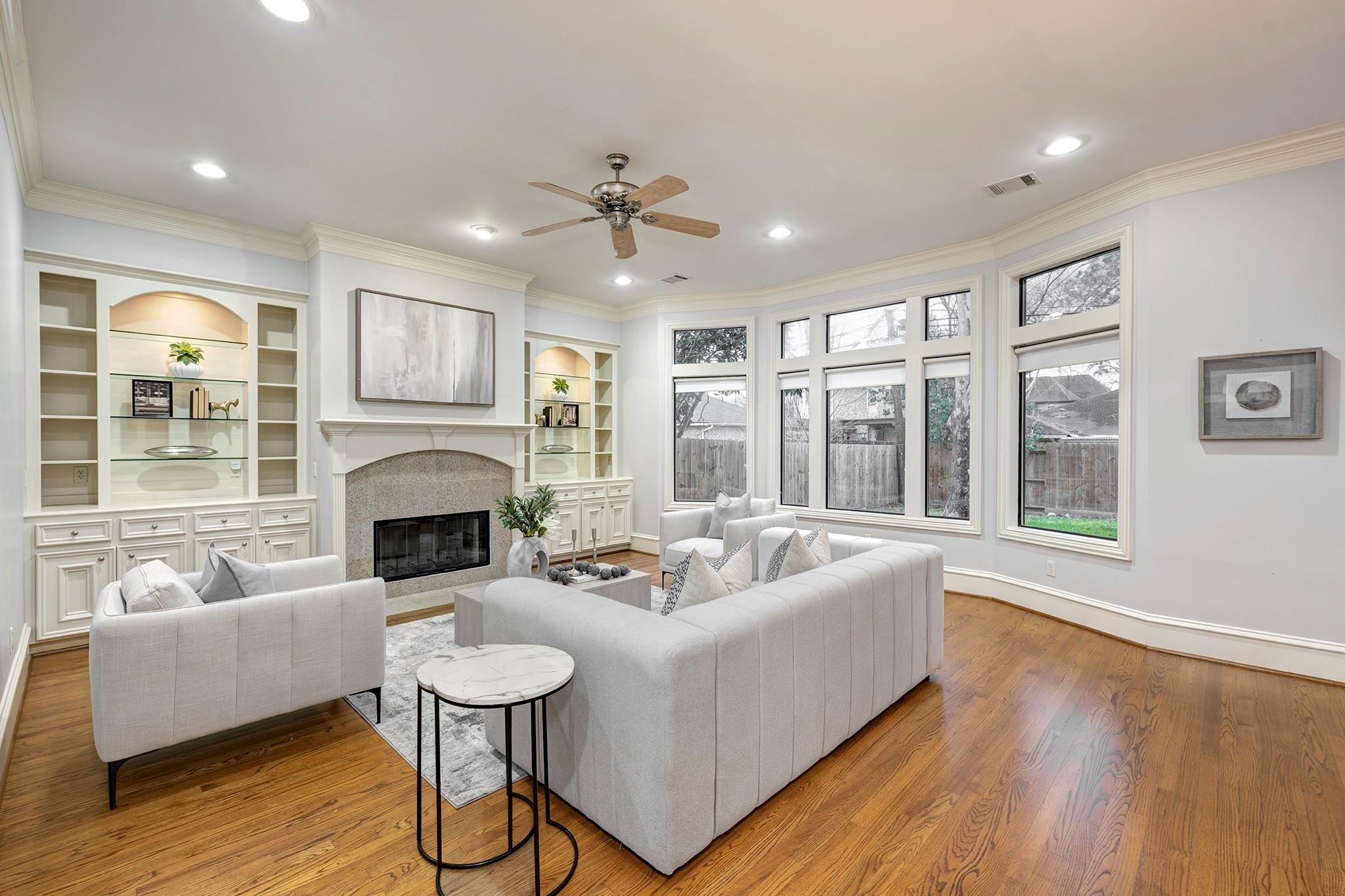 5519 Newcastle Street