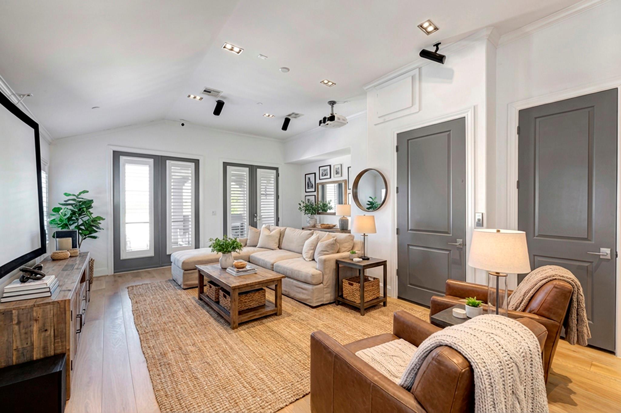 6826 Bellgreen Drive