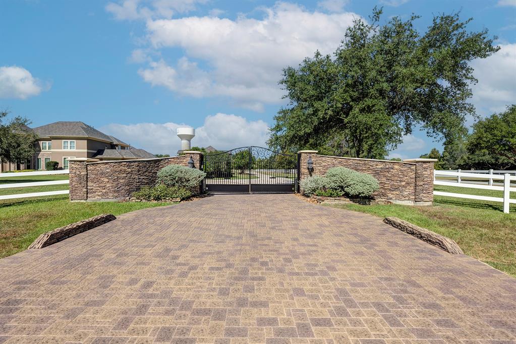 16503 Saddle Ridge Pass