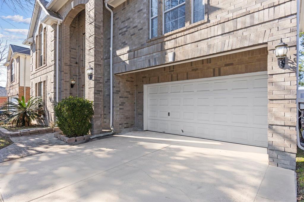 2723 Autumn Springs Lane