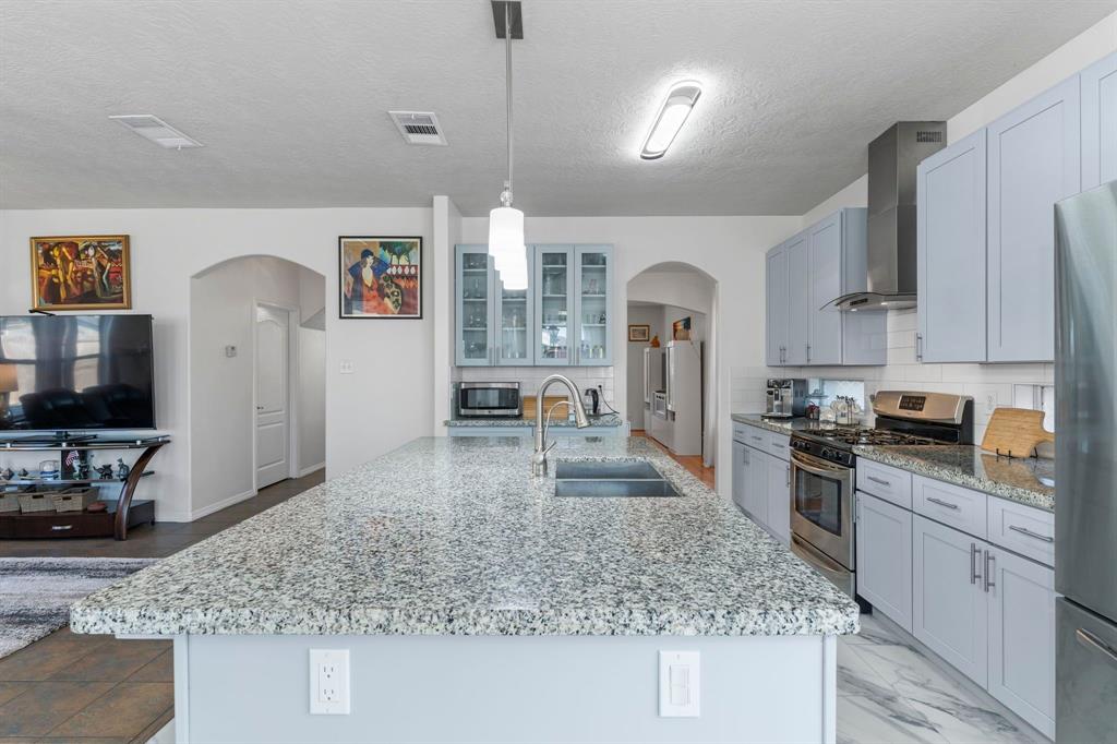 2723 Autumn Springs Lane