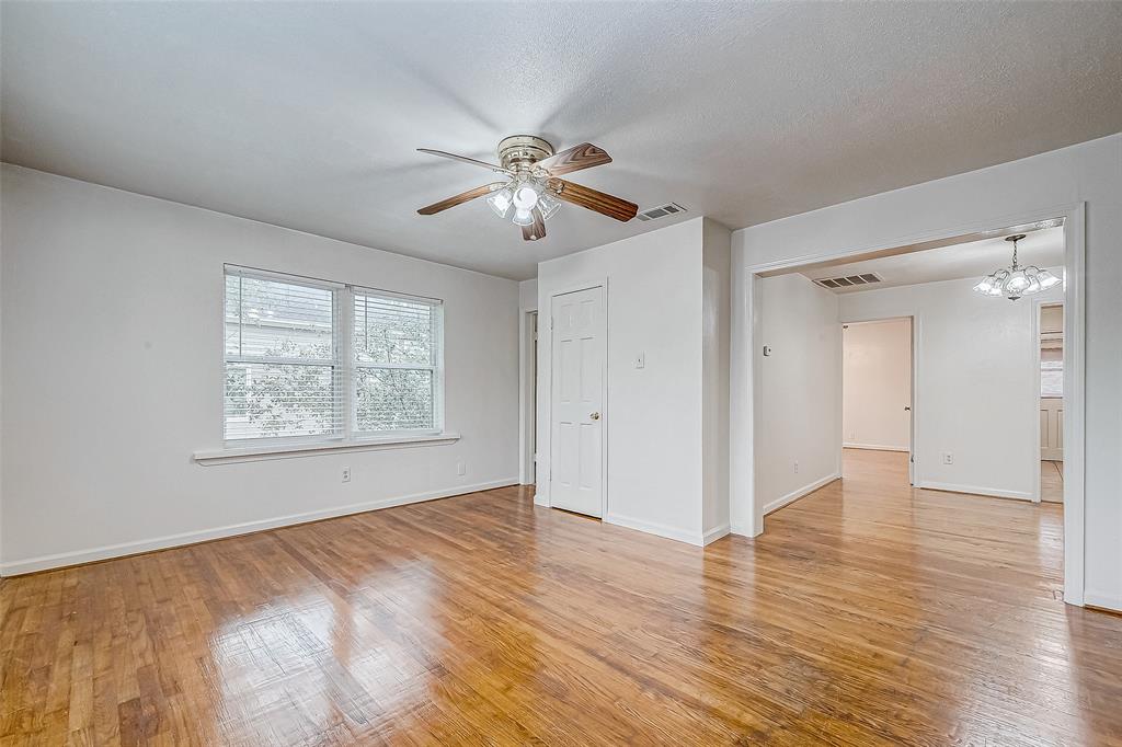 609 Cortlandt Street # 4