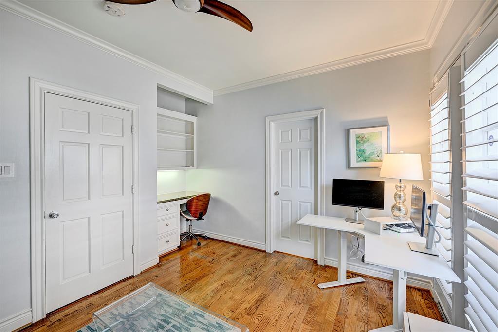 1902 Greenwich Terrace Drive