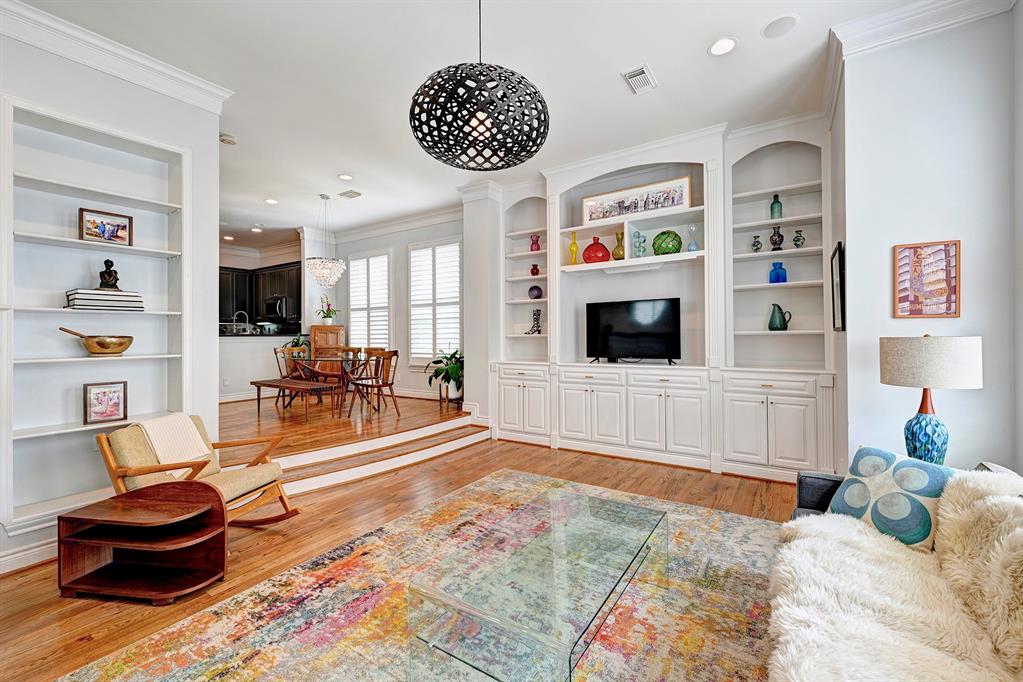 1902 Greenwich Terrace Drive