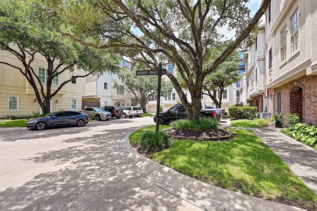 1902 Greenwich Terrace Drive