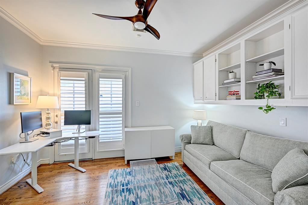 1902 Greenwich Terrace Drive
