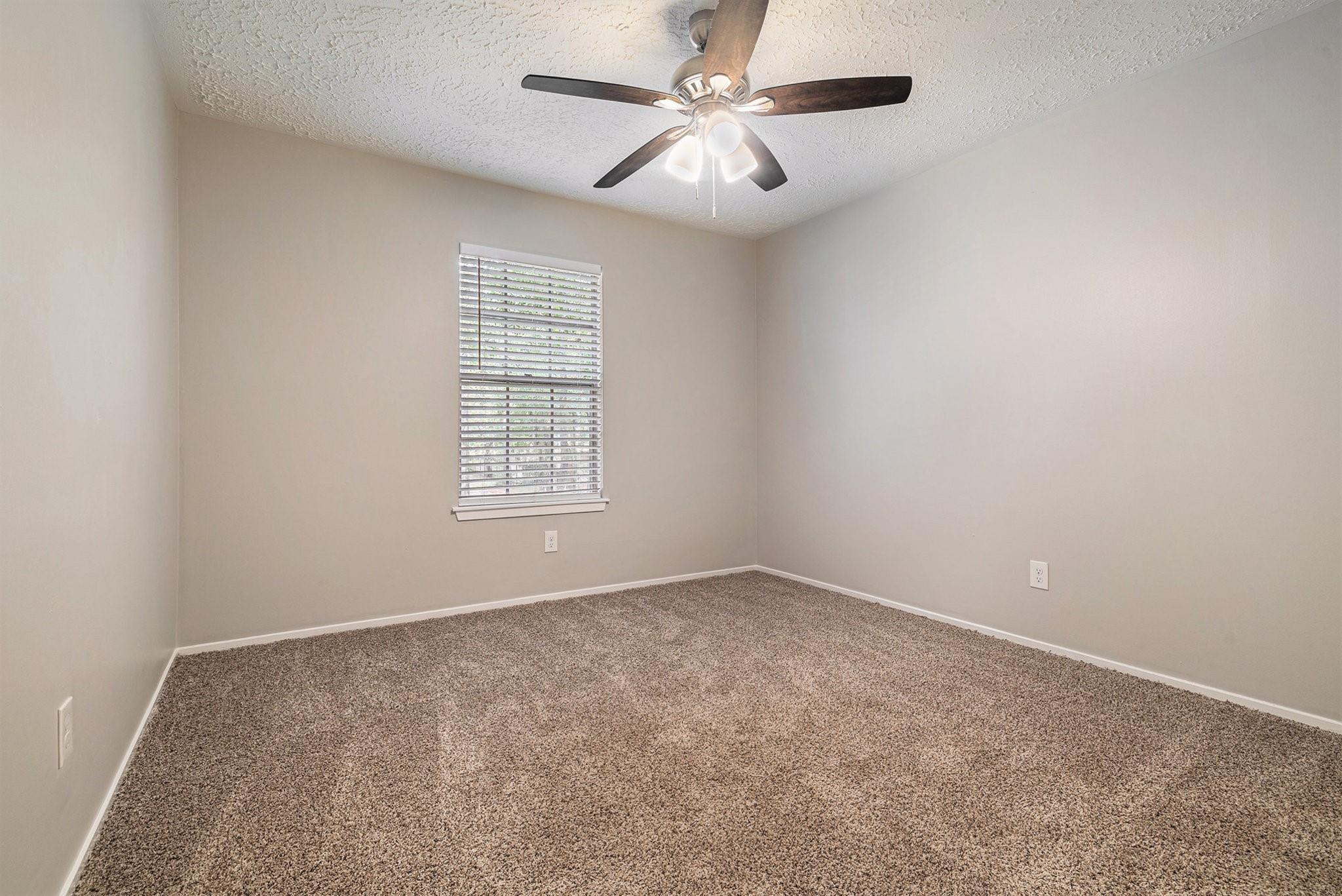 11915 S Red Cedar Circle