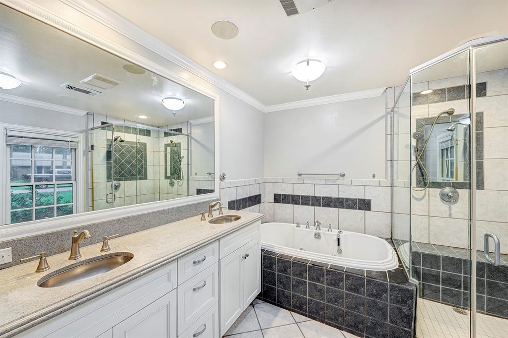 11511 Echo Hollow Street