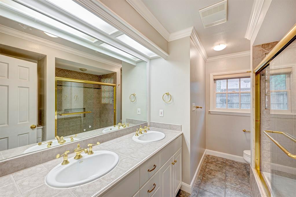 11511 Echo Hollow Street