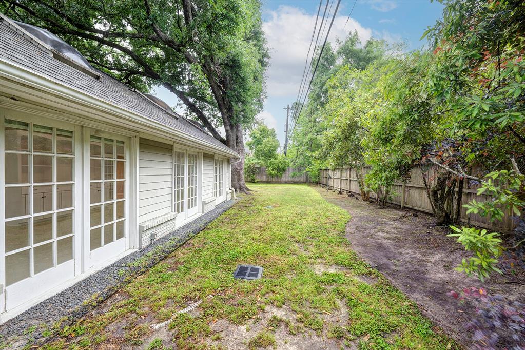11511 Echo Hollow Street