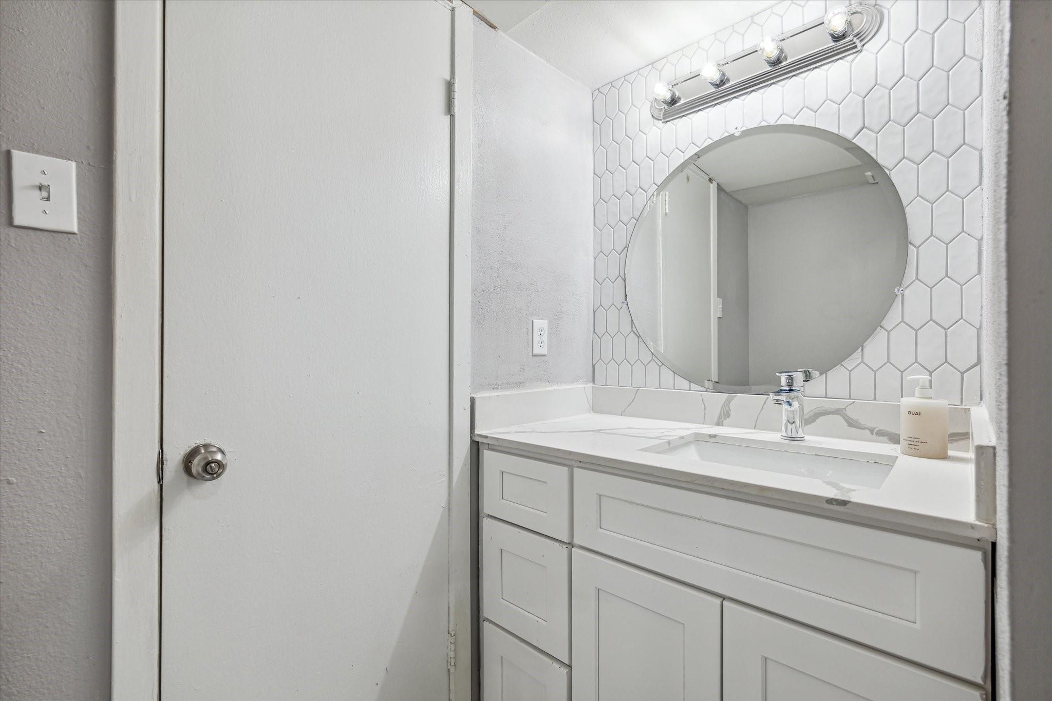 8211 Kingsbrook Road # 205