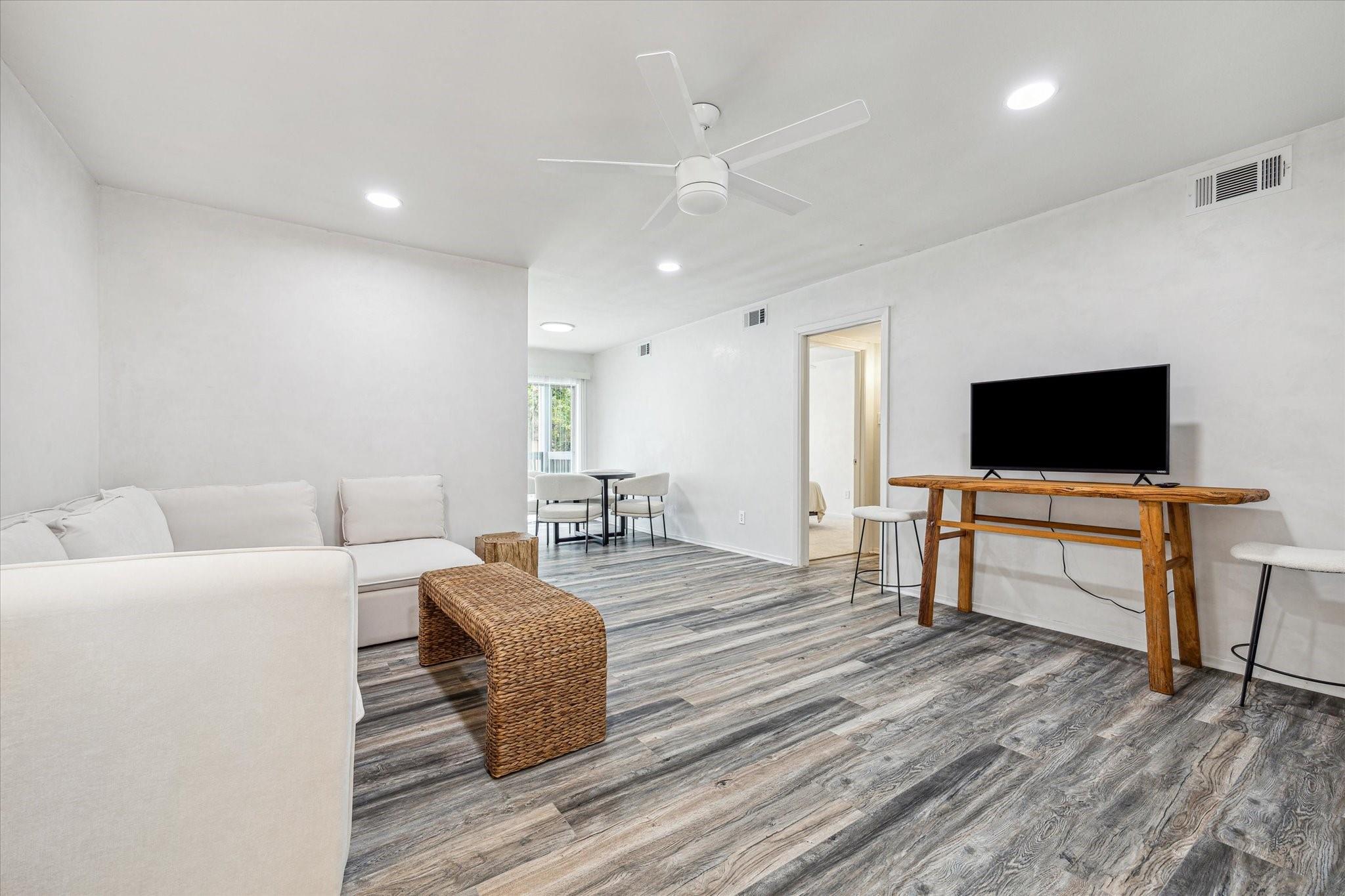 8211 Kingsbrook Road # 205