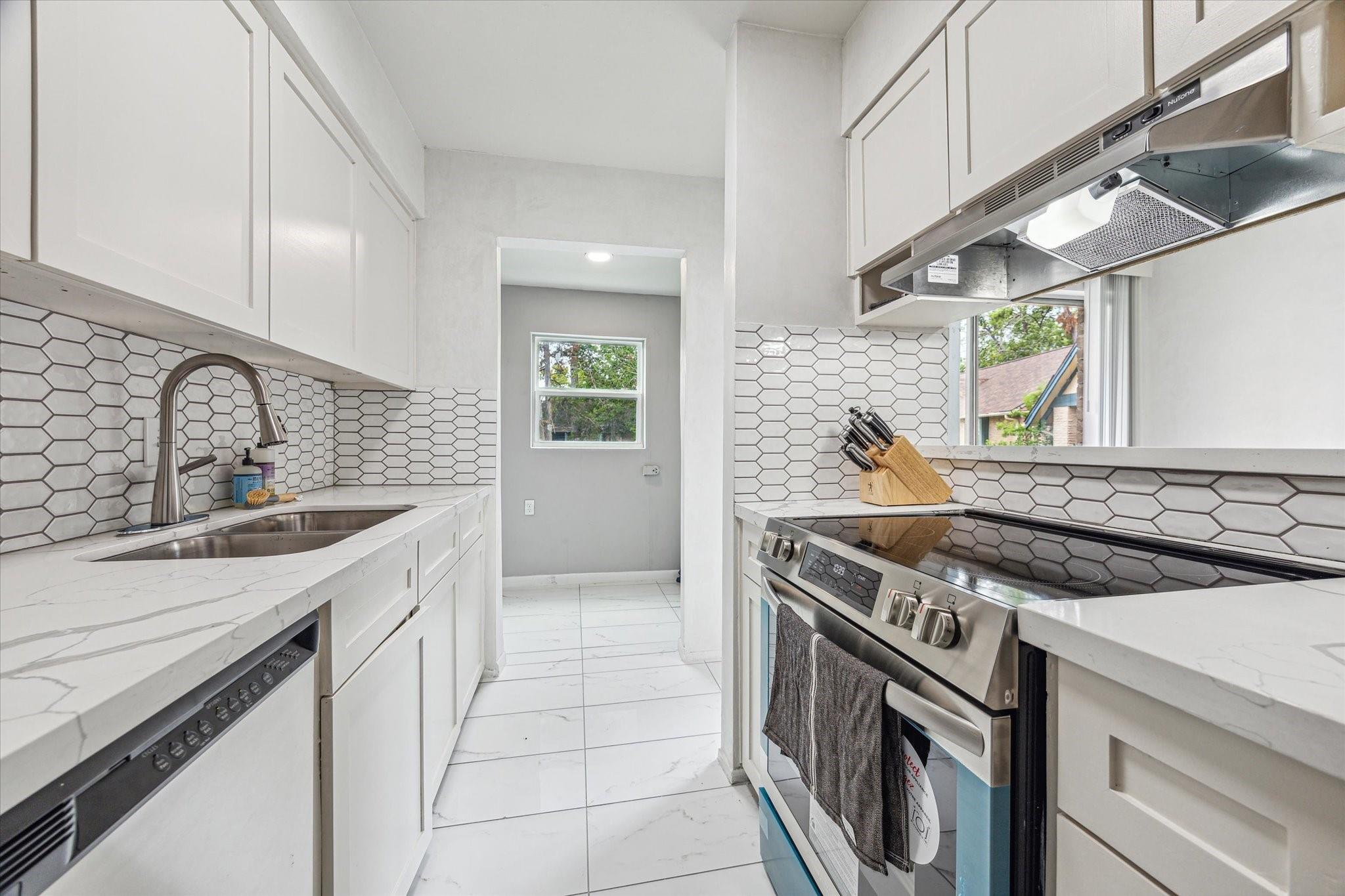 8211 Kingsbrook Road # 205